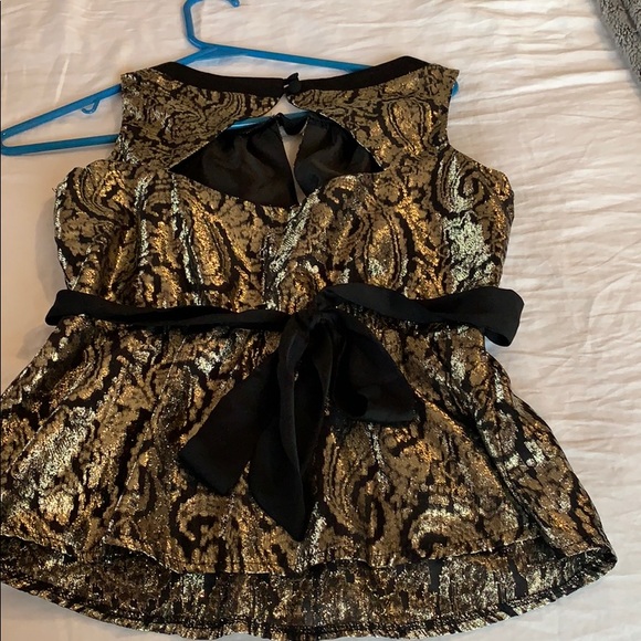 Nice and chic top for a nice event - Picture 2 of 3